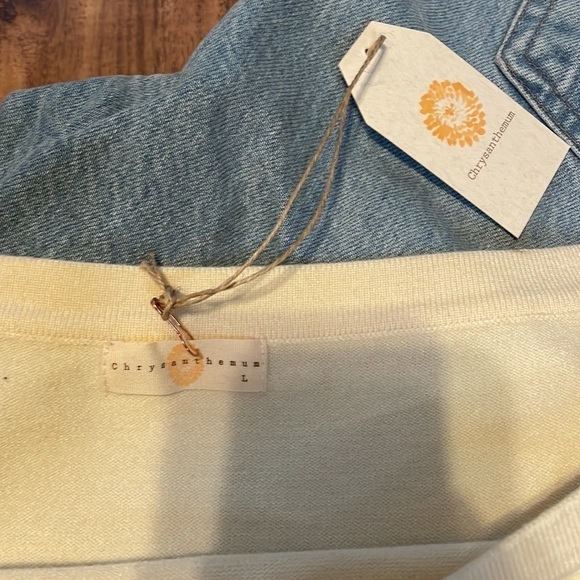 Boutique womens sweater Large striped off shoulder colorblock knit bell sleeve - Picture 3 of 5